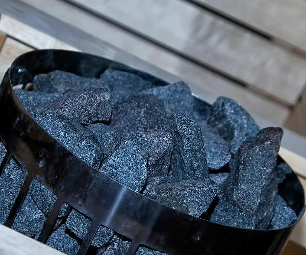 شقة Szazszorszep Es Liliom *